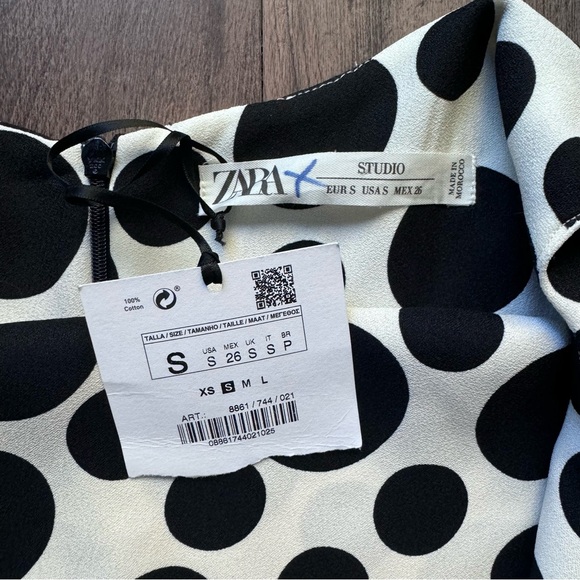 Zara Polka Dot mini Dress Limited Edition. New with tags. Size small - Picture 5 of 8
